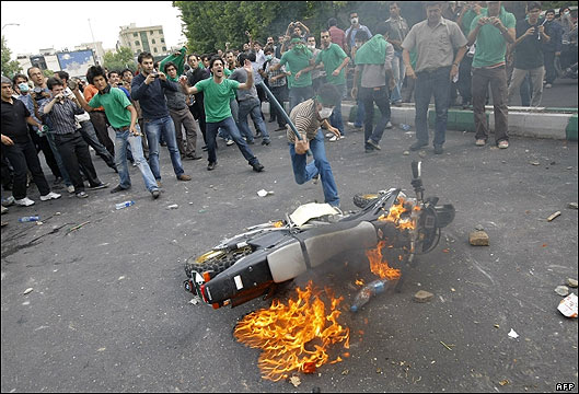 Millions of Iranians Protes Iran Presidential Election result - Islamic Republic of Iran Government cracks down on Iranian youth protesting the lack of Freedom and aleged Fraud election result
