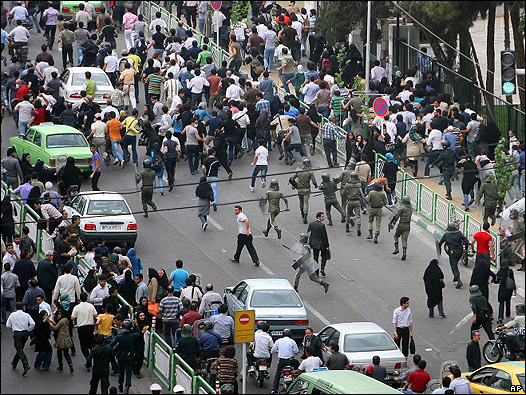 Government Crack down on Iranian's protesting the election result - Millions of Iranians Protes Iran Presidential Election result - Islamic Republic of Iran Government cracks down on Iranian youth protesting the lack of Freedom and aleged Fraud election result
