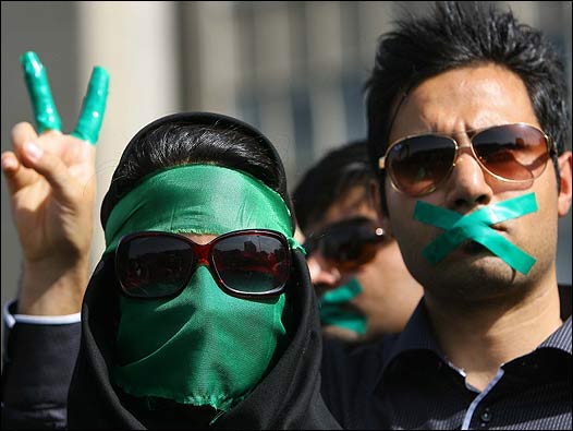 Islamic Republic of Iran Government cracks down on Iranian youth protesting the lack of Freedom and aleged Fraud election result
